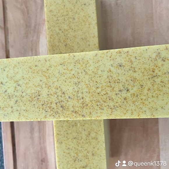 Skincare( natural sent ) - Picture 10 of 12